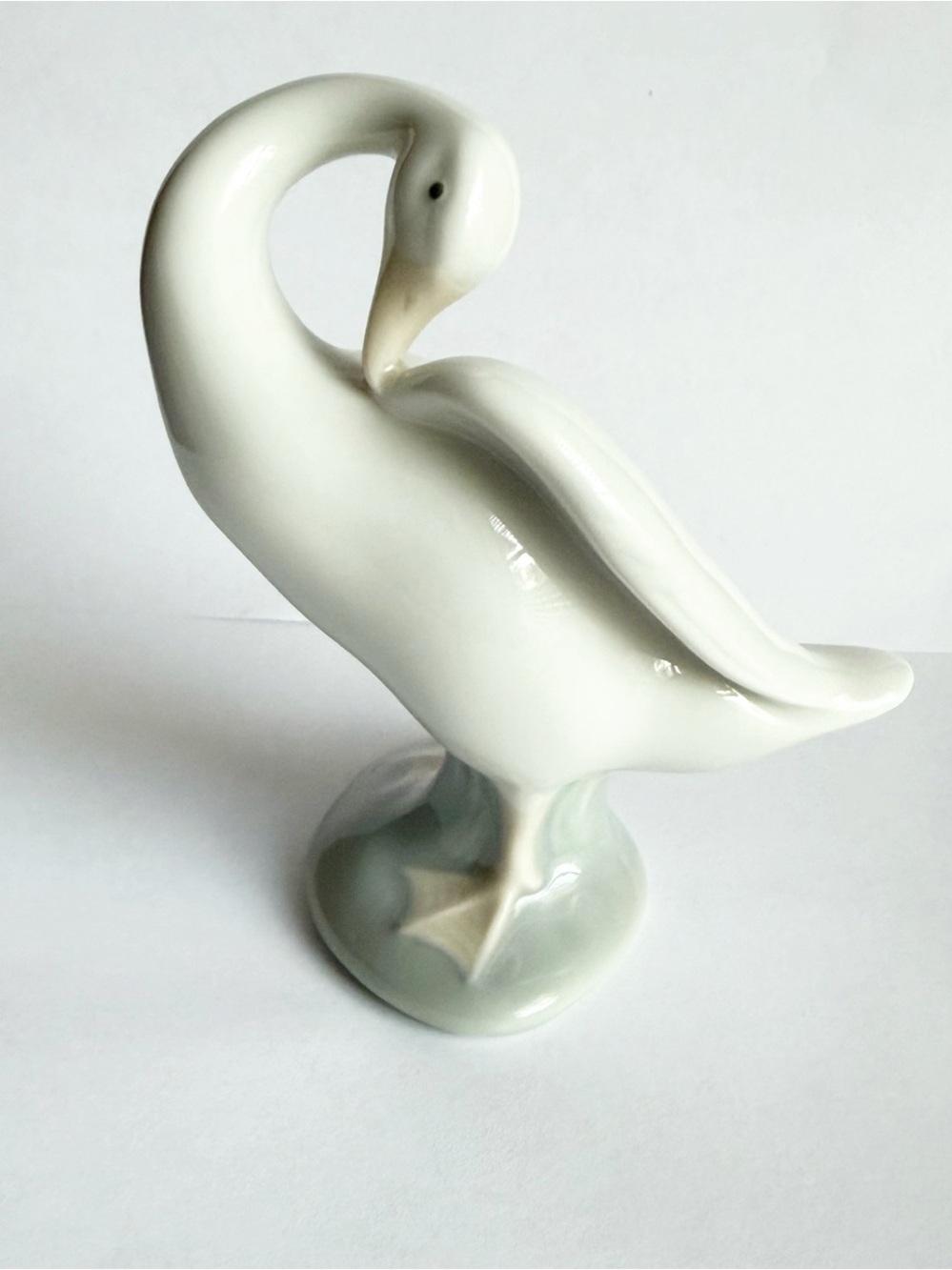Lladro Retired Figurine Little Duck #4553 Porcelain Figure